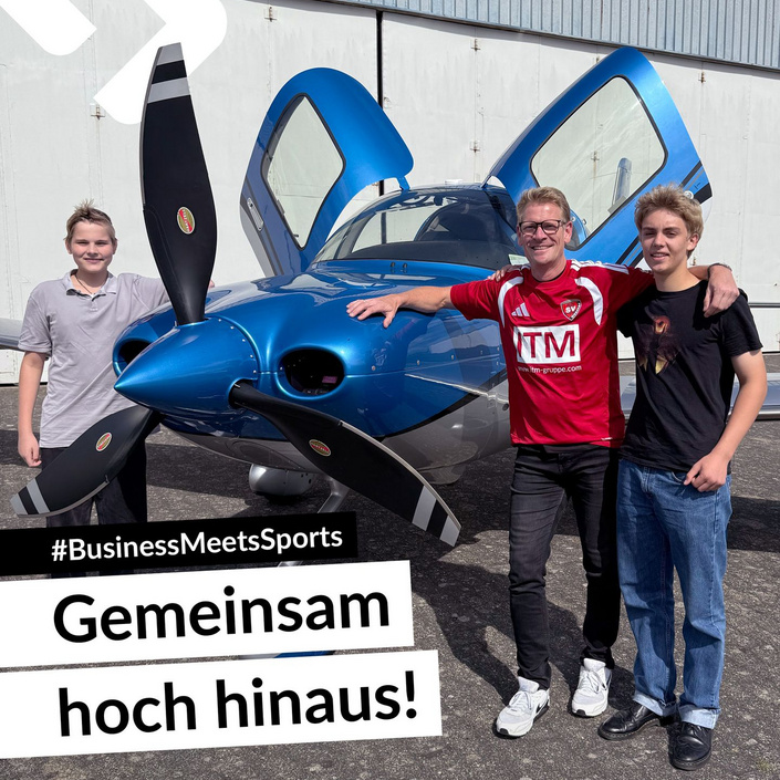 ✈️ Gemeinsam hoch hinaus!
Gestern hat der Rundflug stattgefunden, den wir beim „Business meets Sports“-Event des SV... ✈️ Gemeinsam hoch hinaus!
Gestern hat der Rundflug stattgefunden, den wir beim „Business meets Sports“-Event des SV...