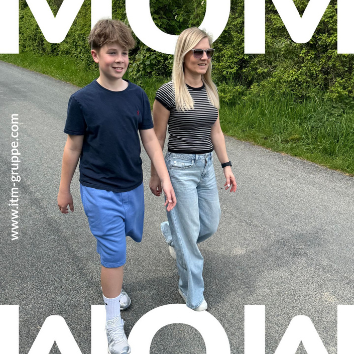 WOW, ihr seid einfach die besten! 💐
Carolin verbringt heute den Tag mit Sohn Mats. Einfach die Zeit zusammen genießen,... WOW, ihr seid einfach die besten! 💐
Carolin verbringt heute den Tag mit Sohn Mats. Einfach die Zeit zusammen genießen,...